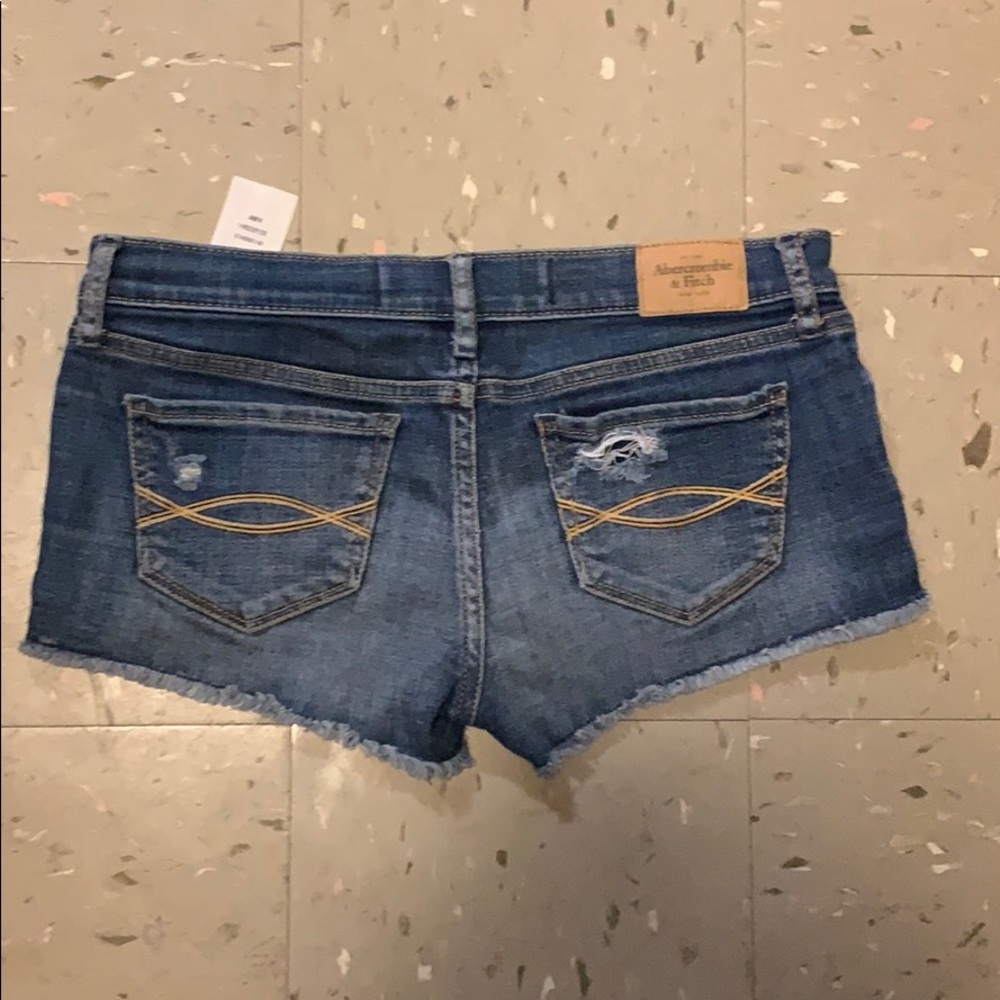 Shorts - Picture 2 of 2